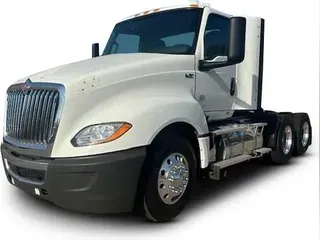 2020 International LT625