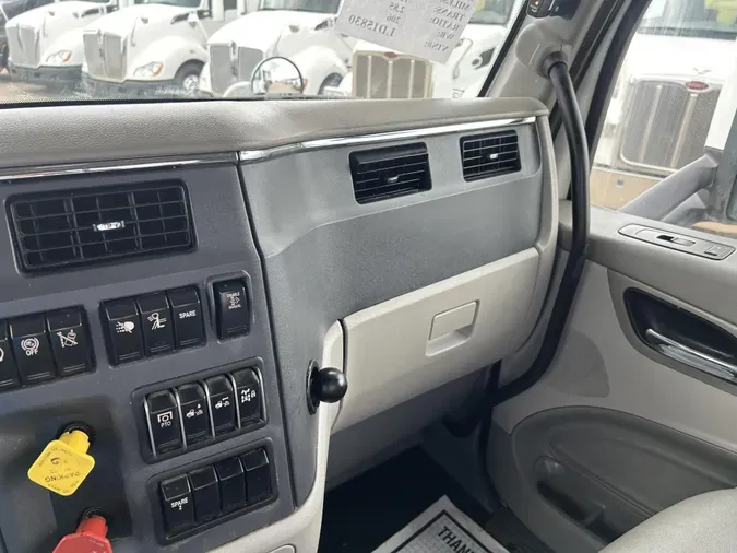 2020 Peterbilt 567