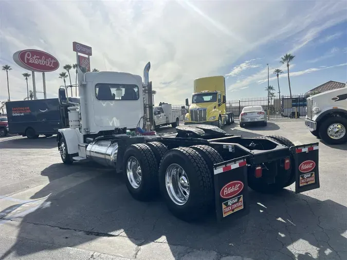 2018 Peterbilt 389