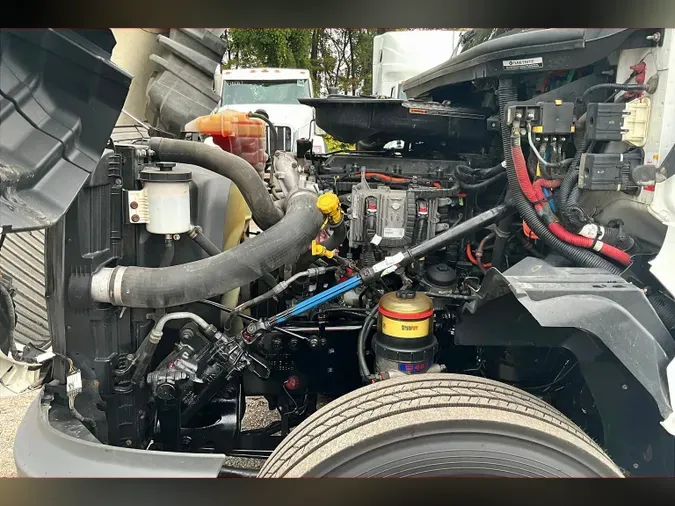 2019 INT LT625 6x4