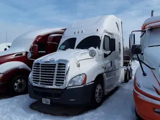 2016 Freightliner CASCADIA 125