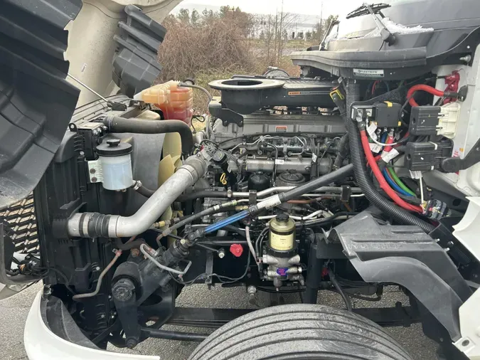 2025 International LT625