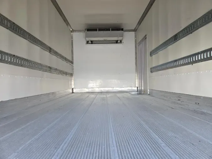 2018 Isuzu NPR-HD34e1df3576a6b7bace4c0e16e41a2bcd