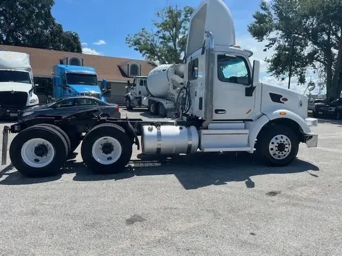 2020 Peterbilt 567