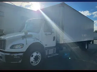 2015 FREIGHTLINER/MERCEDES M2 106