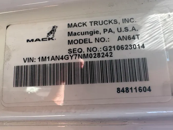 2022 MACK AN64T