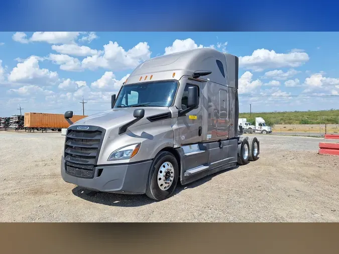 2022 Freightliner Cascadia 126