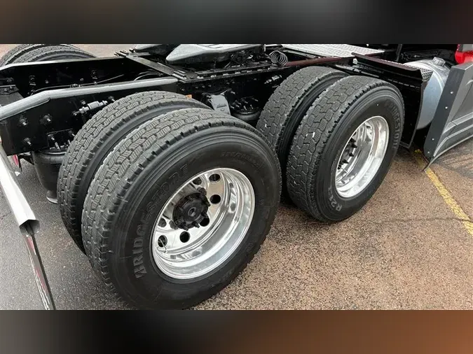 2023 FREIGHTLINER CA12634e75af96ccebf5f760254b2012c63b9