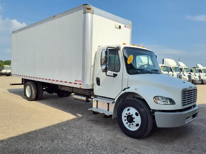 2017 FREIGHTLINER/MERCEDES M2 106