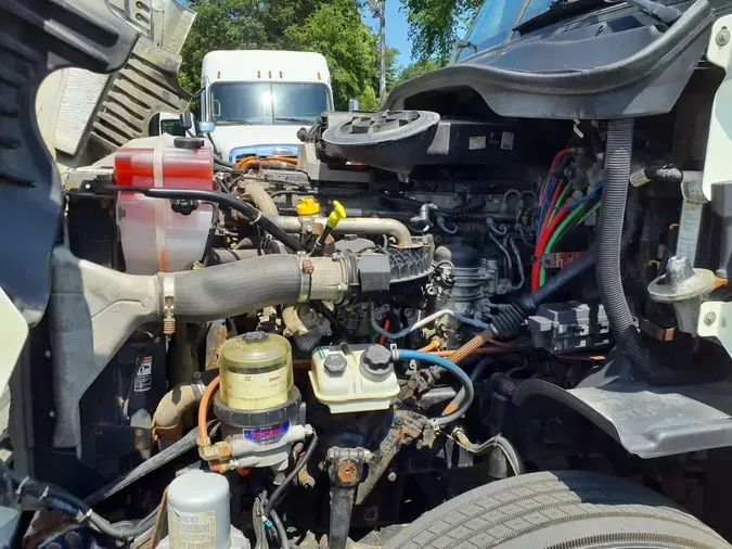 2018 FREIGHTLINER/MERCEDES CASCADIA 125