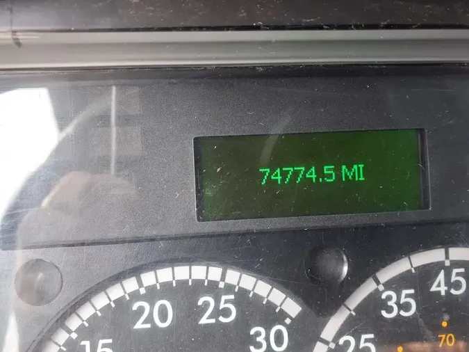 2019 FREIGHTLINER/MERCEDES M2 106