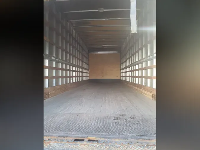 2019 FREIGHTLINER/MERCEDES M2 106