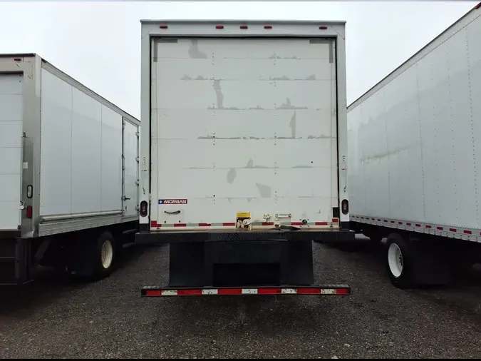 2020 FREIGHTLINER/MERCEDES M2 106