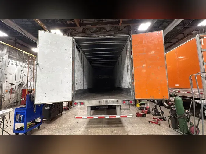 2015 Wabash DVHDHPC34f98b40ca81e11e719892672acc18f4