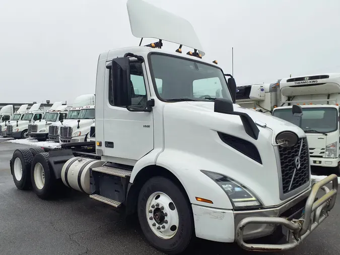 2019 VOLVO VNL