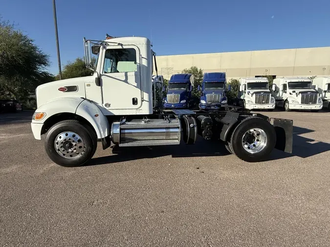 2018 Peterbilt 337