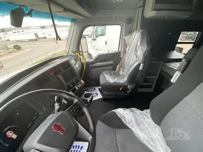 2023 KENWORTH T68034fc0c097f3ace4e276d62eb73b3e5ca