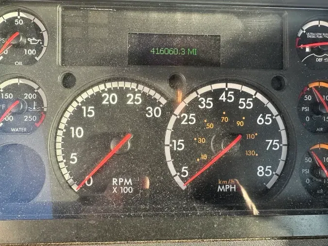 2018 FREIGHTLINER/MERCEDES CASCADIA 125