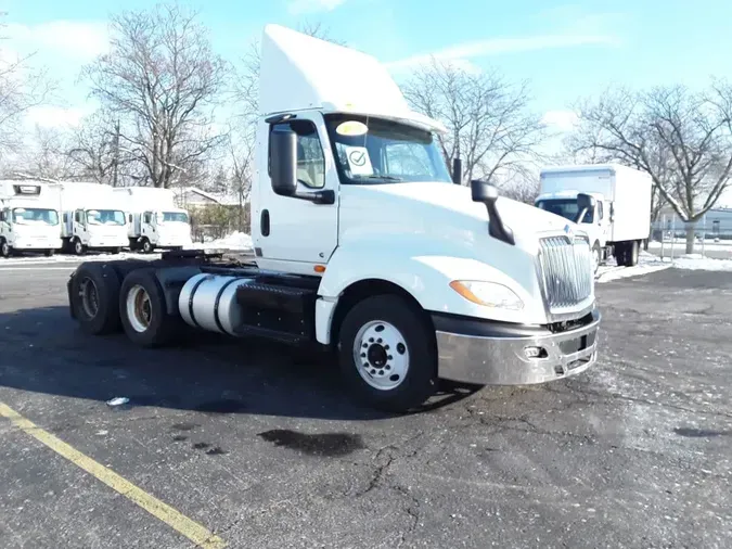 2019 NAVISTAR INTERNATIONAL LT625 DAYCAB T/A3501a0e7deb5aeed68e645584bdcc72b