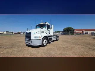 2014 MACK CXU612