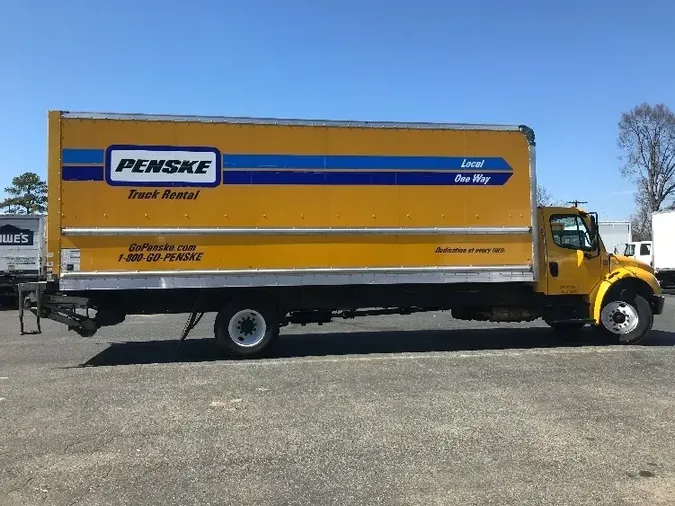 2018 Freightliner M2