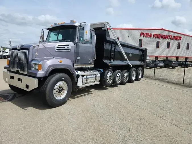 2017 Western Star 4700