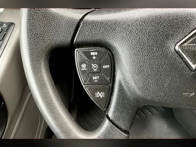 2022 INT LT625 6x4