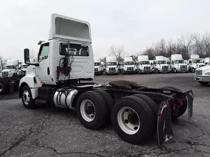 2019 NAVISTAR INTERNATIONAL LT625 DAYCAB T/A