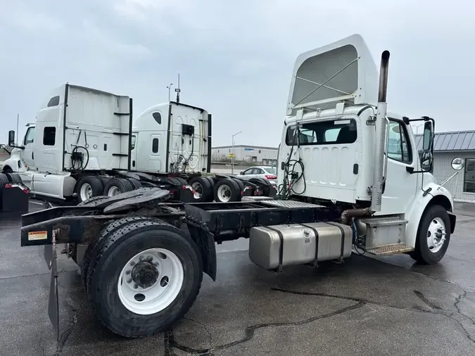 2022 FREIGHTLINER/MERCEDES M2 10635151346d82599b44a2da3c32f479657