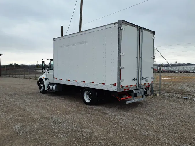 2019 NAVISTAR INTERNATIONAL 4300 LP