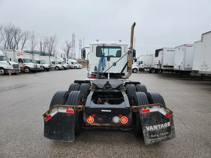 2017 MACK TRUCKS, INC. CXU600