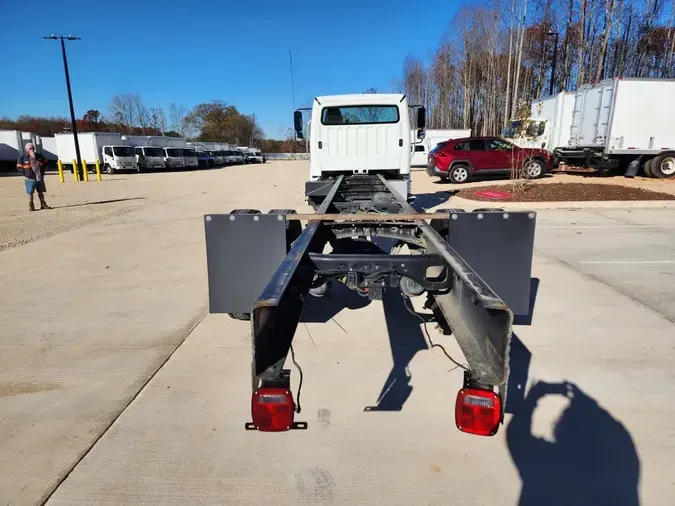 2019 FREIGHTLINER/MERCEDES M2 106