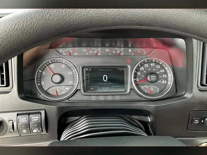 2021 INT LT625 6x4