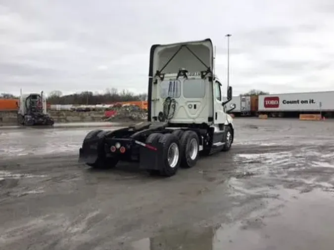 2019 Freightliner Cascadia