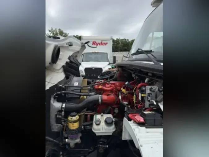 2018 FREIGHTLINER/MERCEDES M2 106
