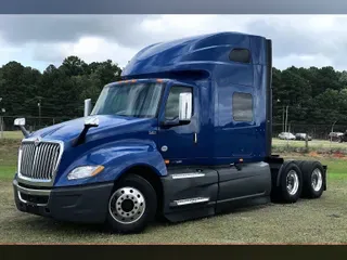 2022 INT LT625 6x4