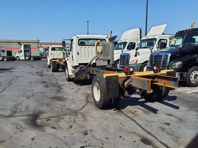 2014 FREIGHTLINER/MERCEDES M2 106