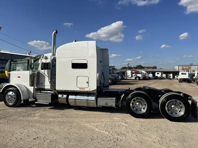 2020 Peterbilt 389