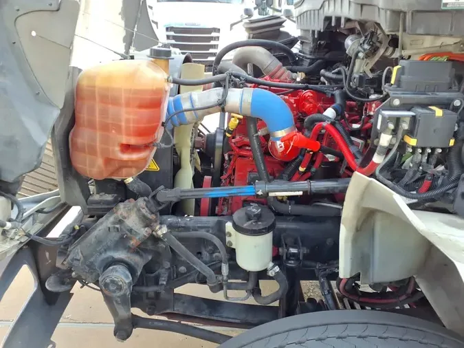 2020 NAVISTAR INTERNATIONAL MV607 (4X2)