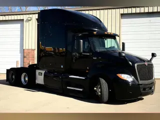 2019 International LT625 6x4