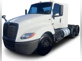 2023 International LT625