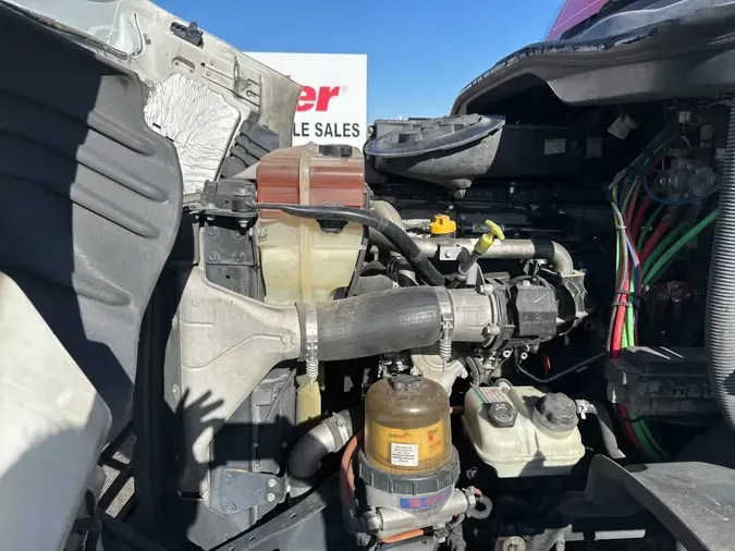 2017 FREIGHTLINER CASCADIA 113