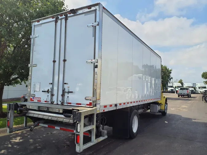 2016 FREIGHTLINER/MERCEDES M2 106