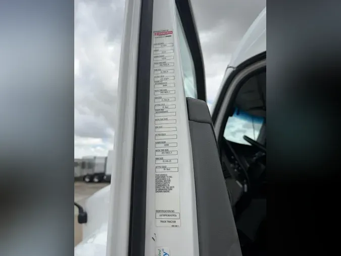 2021 Kenworth T680353e3a330d7184e66d8bf545570dff3f