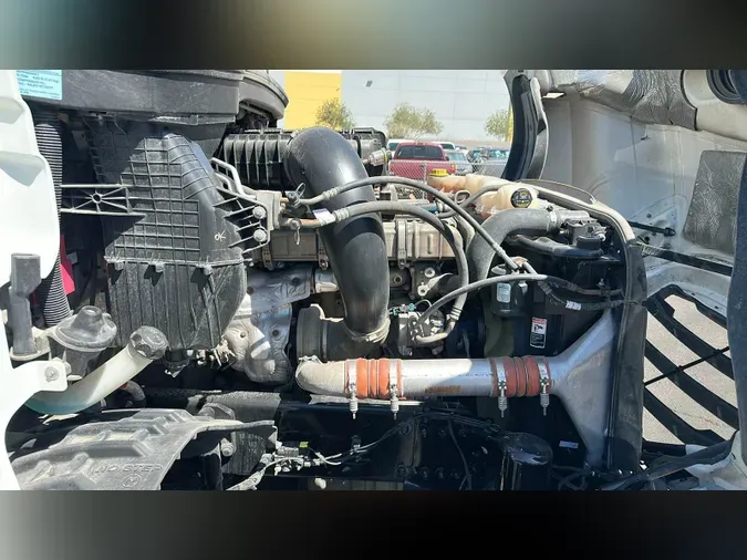 2020 Freightliner Cascadia 126