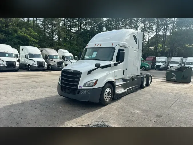 2023 Freightliner Cascadia 126