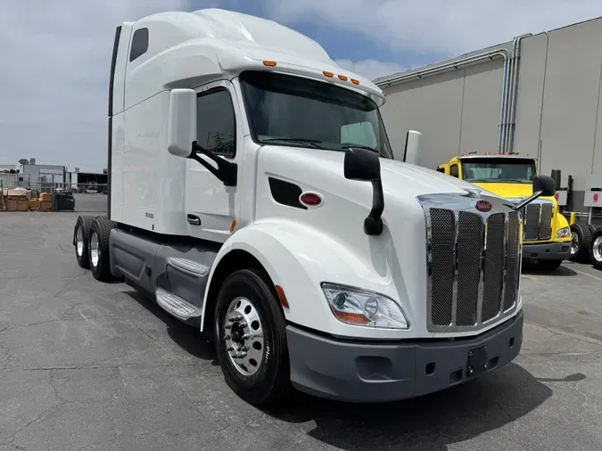 2021 Peterbilt 579