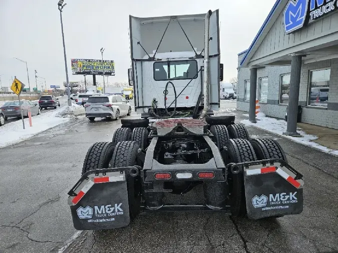 2022 MACK AN64T
