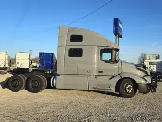 2024 VOLVO VNL64T860