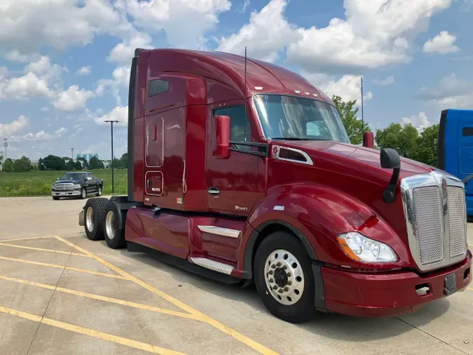 2020 Kenworth T680